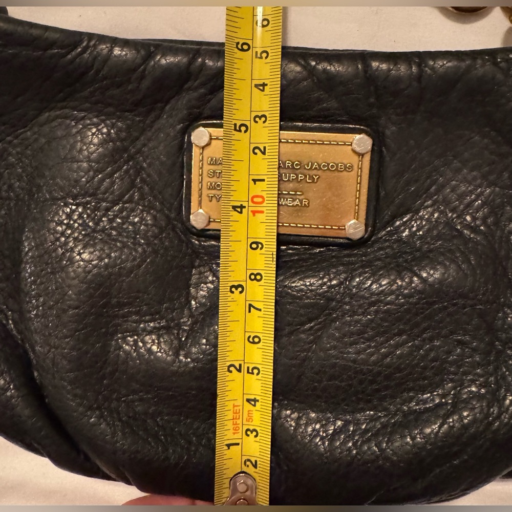 Marc by Marc Jacobs QPercy Black Leather Handbag with Gold Hardware - Picture 14 of 16